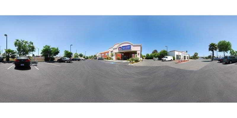 Western Lanai Garden Inn&suites