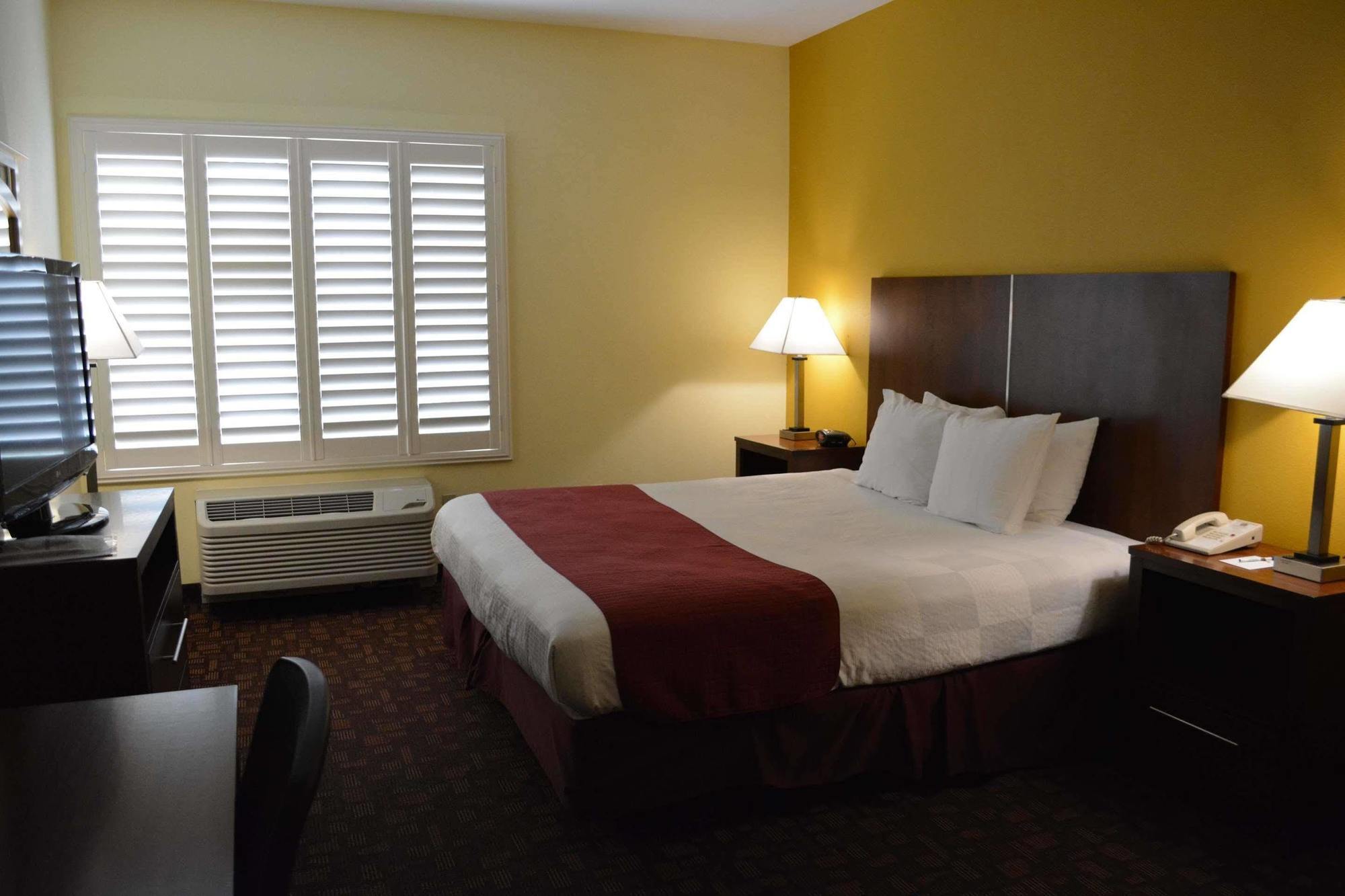 Western Lanai Garden Inn&suites Hotel 3*